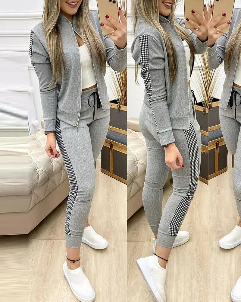 Trendy 2 Two Piece Set Activewear Set